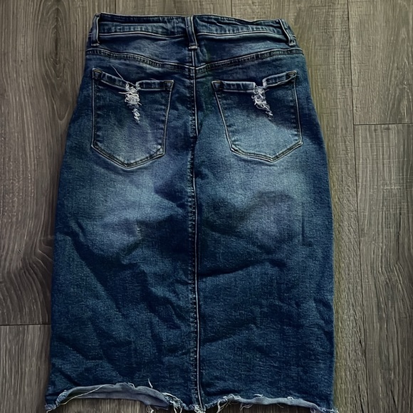 Distressed Denim Skirt - Picture 4 of 4